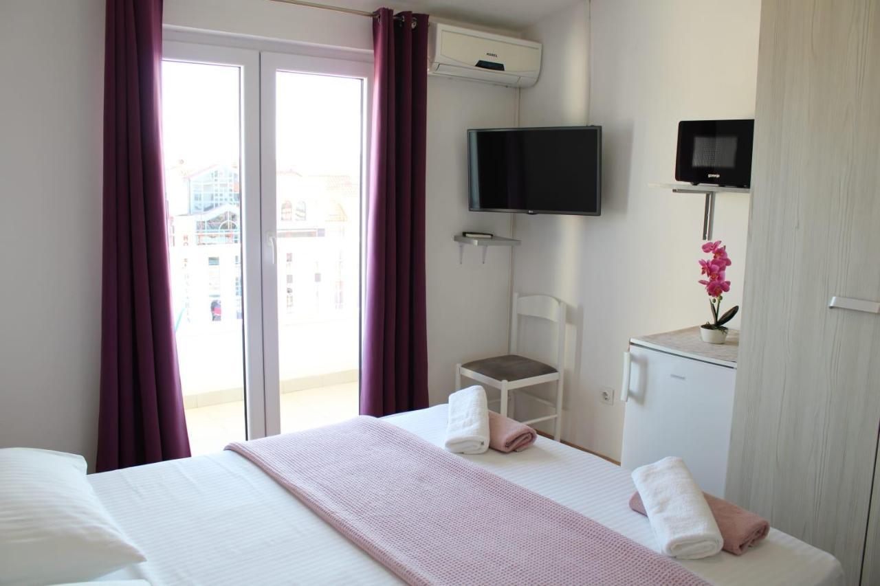 Apartments Renata Seget Donji ภายนอก รูปภาพ