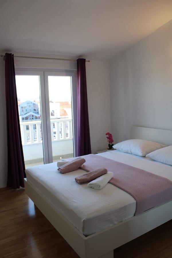 Apartments Renata Seget Donji ภายนอก รูปภาพ