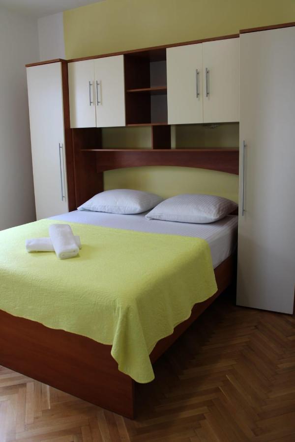 Apartments Renata Seget Donji ภายนอก รูปภาพ