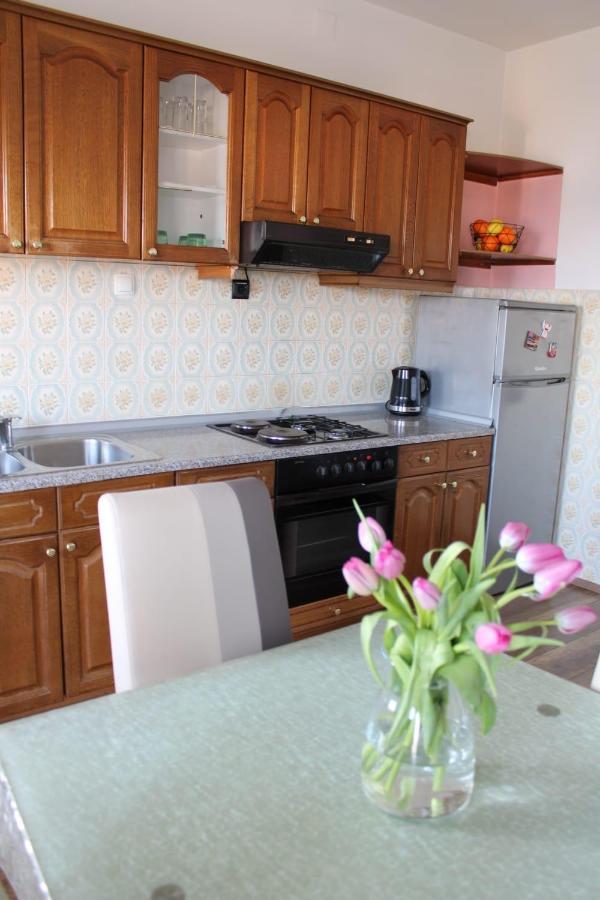 Apartments Renata Seget Donji ภายนอก รูปภาพ