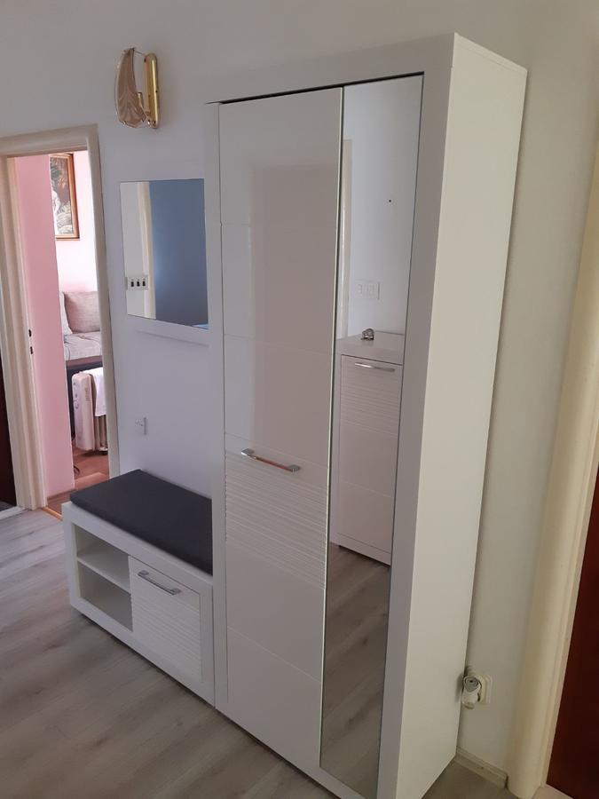 Apartments Renata Seget Donji ภายนอก รูปภาพ